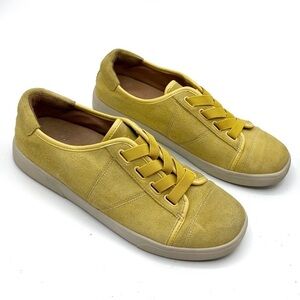 Vionic Jean Suede Slip On Comfort Sneaker Shoes Womens Size 6 Buttercup Yellow
